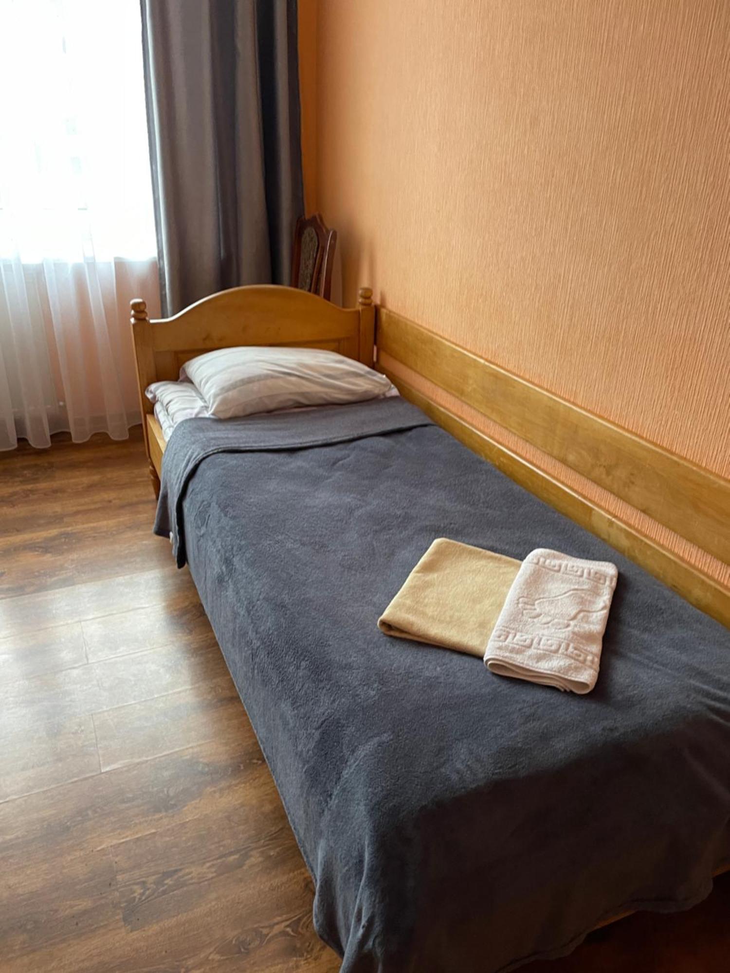 Готель "Дубно" Habitación foto