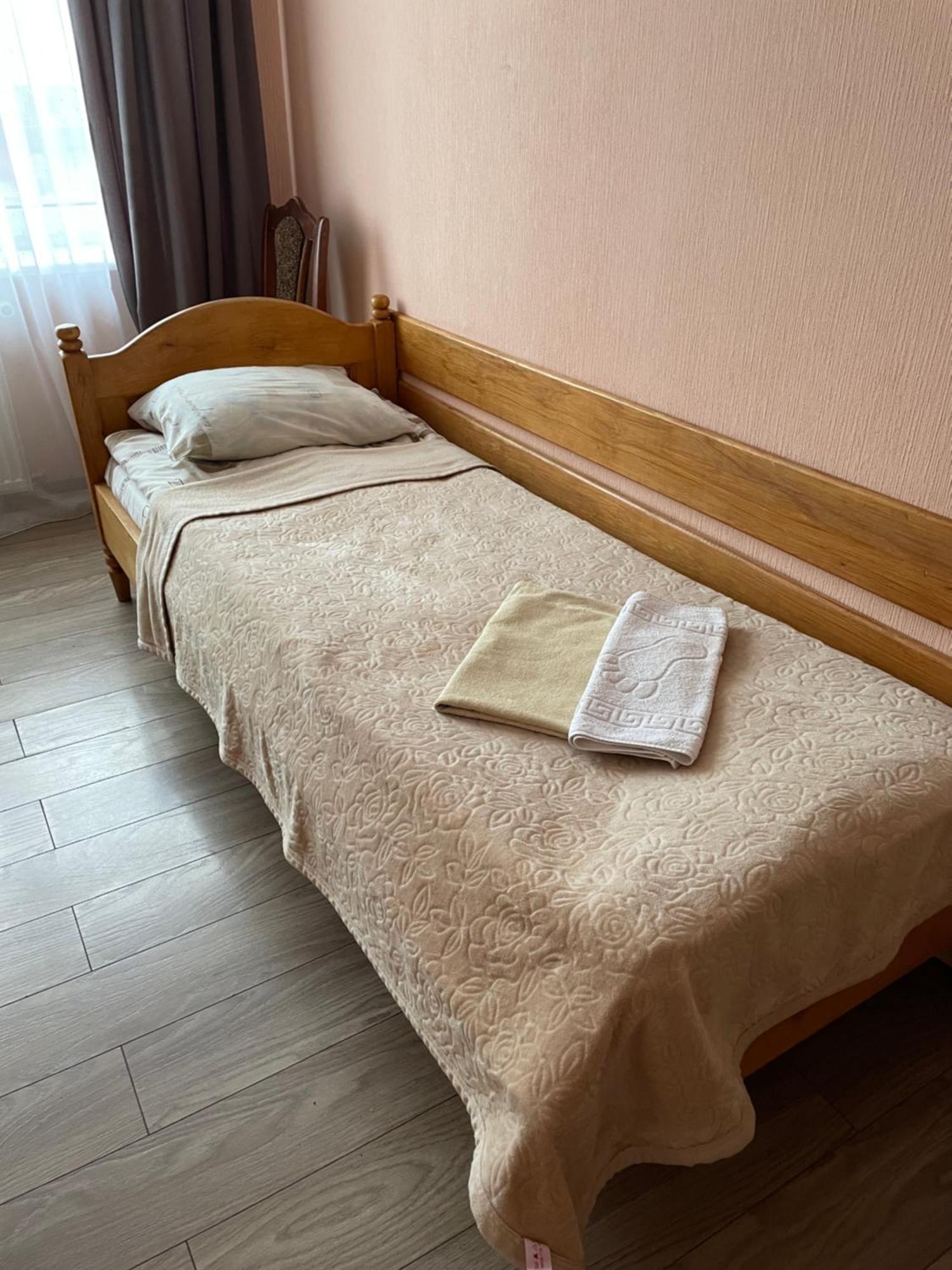 Готель "Дубно" Habitación foto
