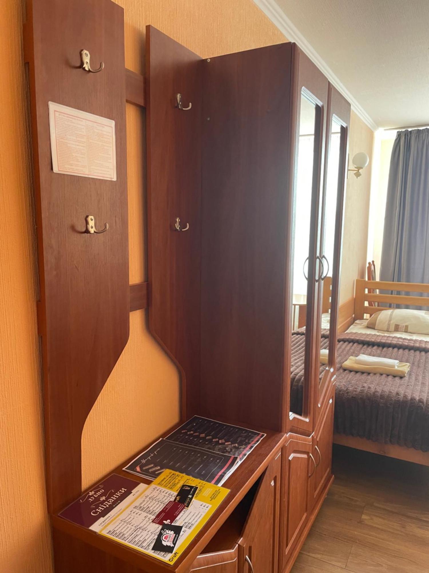 Готель "Дубно" Habitación foto