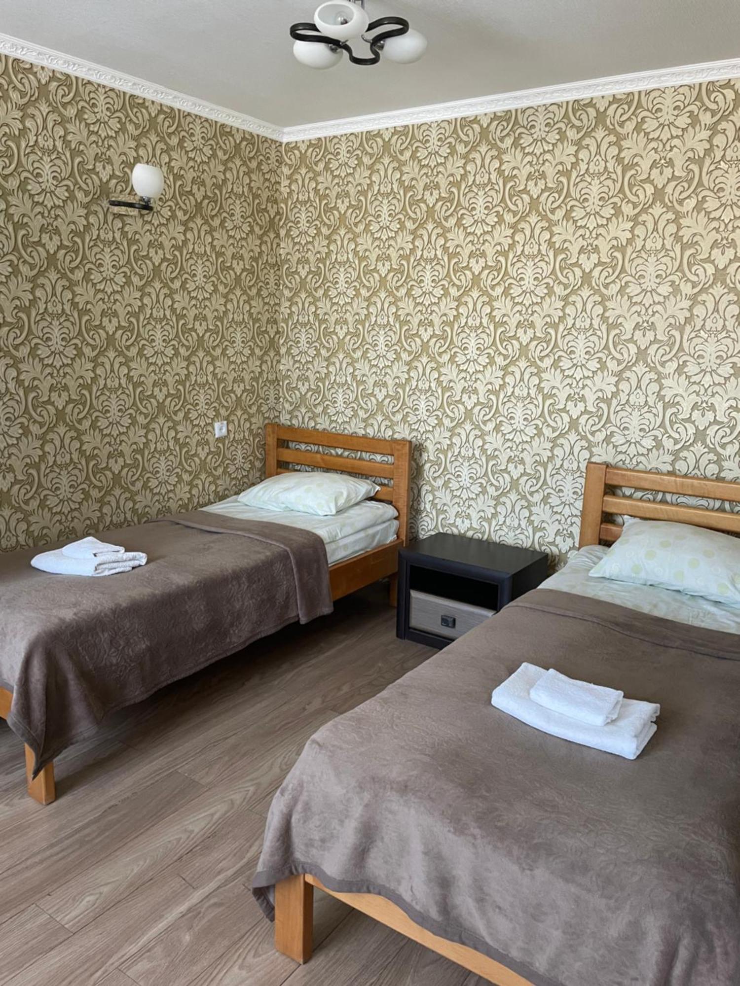 Готель "Дубно" Habitación foto